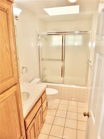 123 Corona Avenue, Long Beach, California 90803