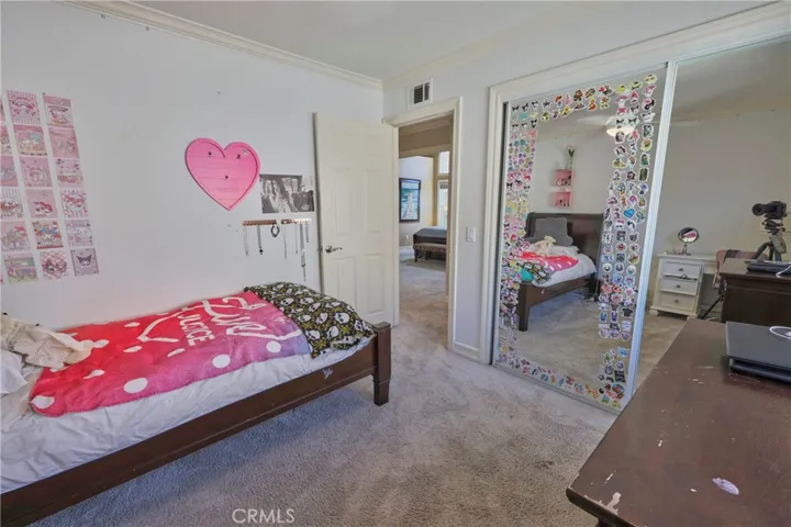 Secondary bedroom