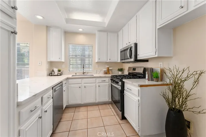 1050 S Rossano Way, Anaheim Hills, California 92808