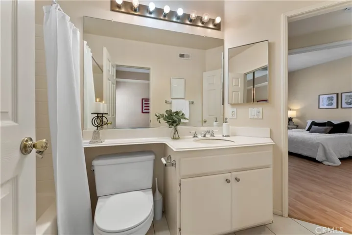 1050 S Rossano Way, Anaheim Hills, California 92808