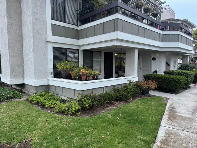 22182 Cedar Pointe 1d, Lake Forest, California 92630