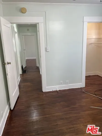 middle bedroom