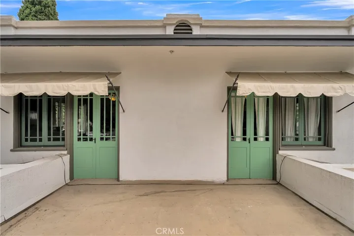 4989 Magnolia Avenue, Riverside, California 92506