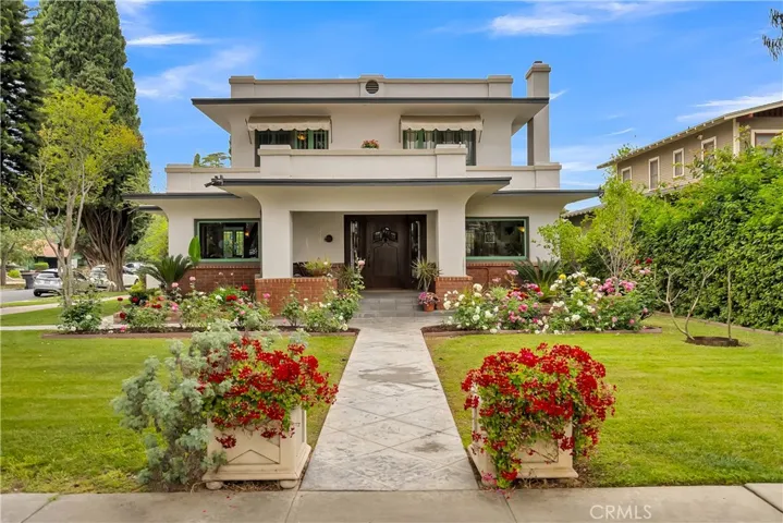 4989 Magnolia Avenue, Riverside, California 92506