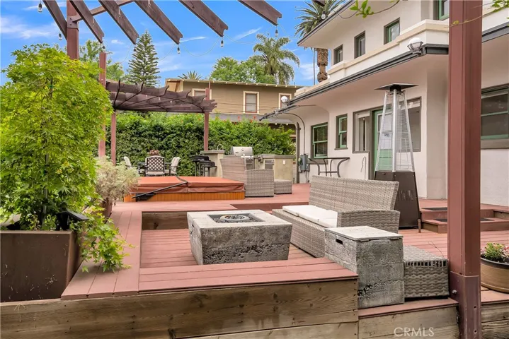4989 Magnolia Avenue, Riverside, California 92506