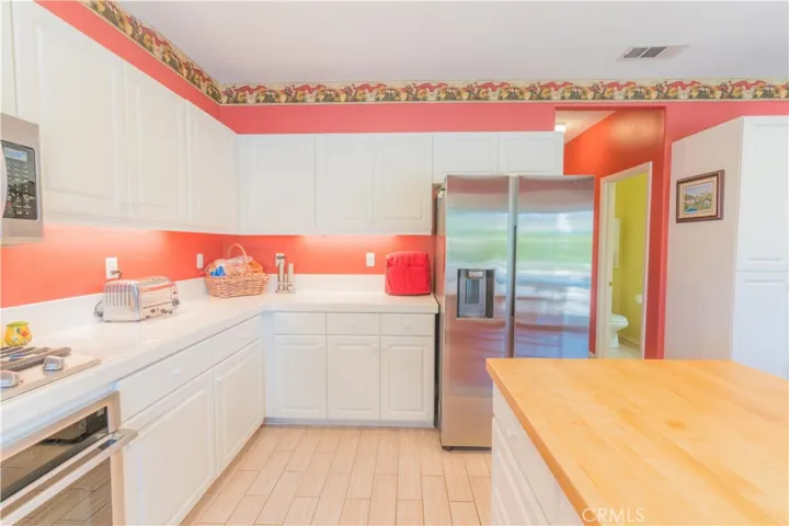 8737 Sunbird Avenue, Fountain Valley, California 92708