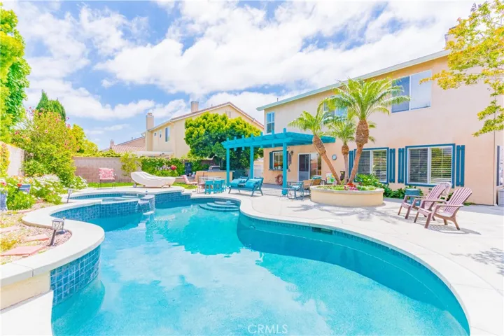 8737 Sunbird Avenue, Fountain Valley, California 92708