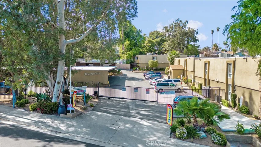 3401 Ramona Drive, Riverside, California 92506