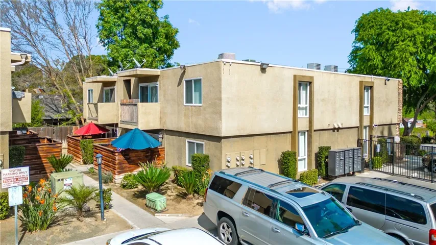 3401 Ramona Drive, Riverside, California 92506