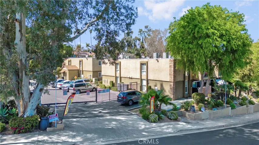 3401 Ramona Drive, Riverside, California 92506
