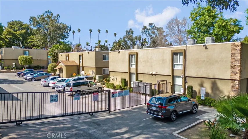 3401 Ramona Drive, Riverside, California 92506