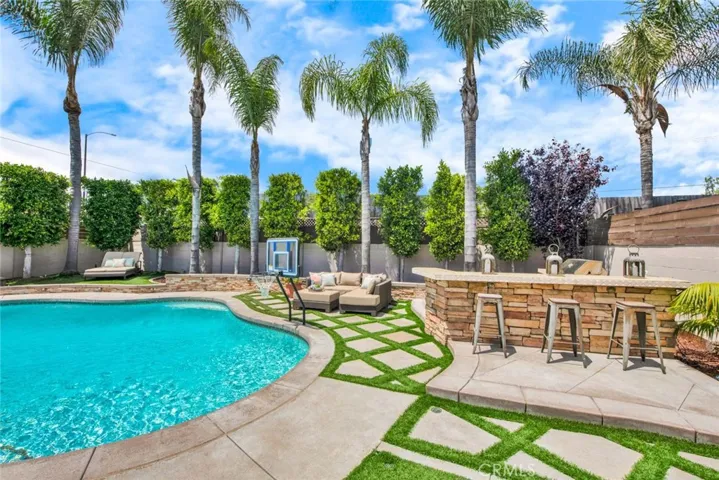17157 Buttonwood, Fountain Valley, California 92708