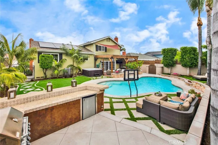 17157 Buttonwood, Fountain Valley, California 92708