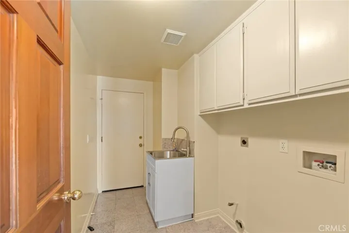18232 Sandringham Court, Porter Ranch, California 91326