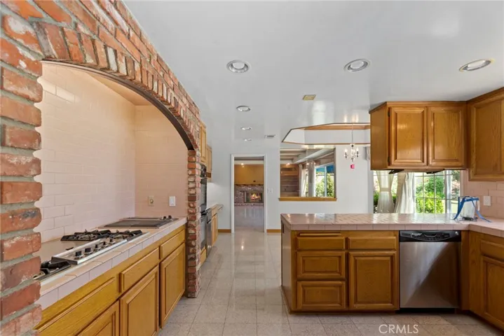 18232 Sandringham Court, Porter Ranch, California 91326