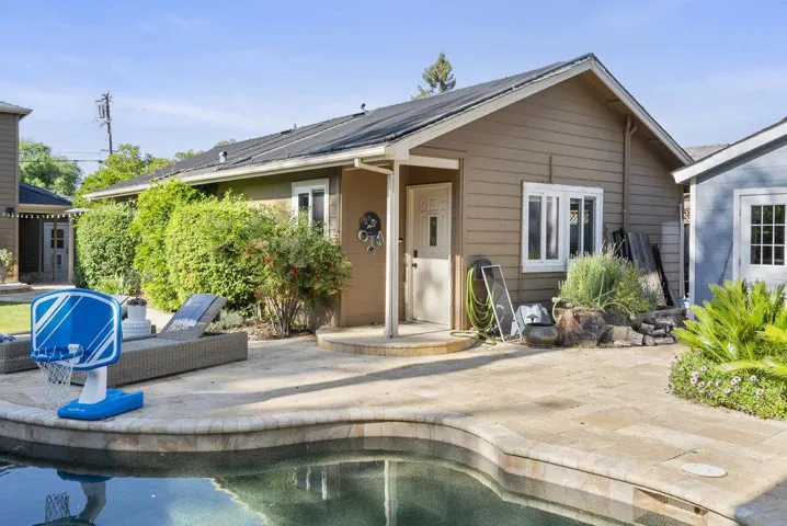 1100 Lovell Avenue, Campbell, California 95008