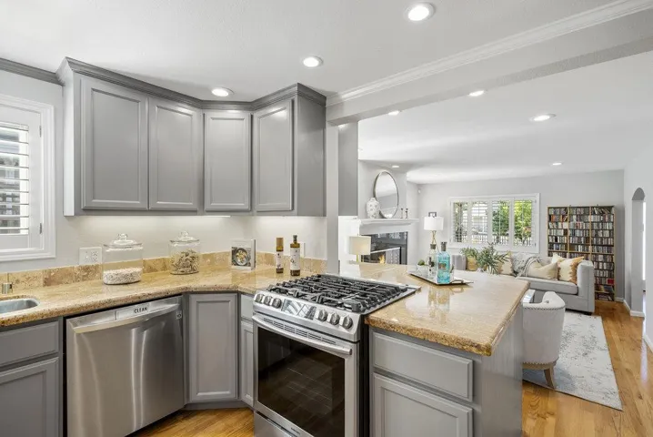 1100 Lovell Avenue, Campbell, California 95008
