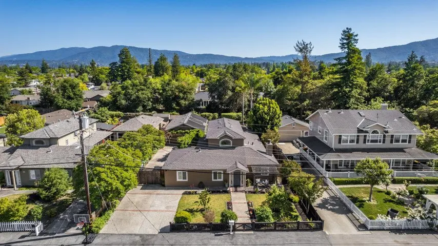 1100 Lovell Avenue, Campbell, California 95008