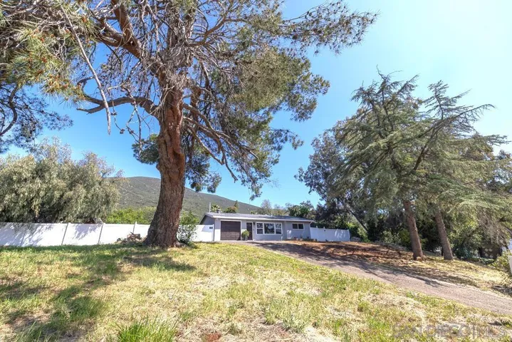 1315 Hillcrest, Alpine, California 91901