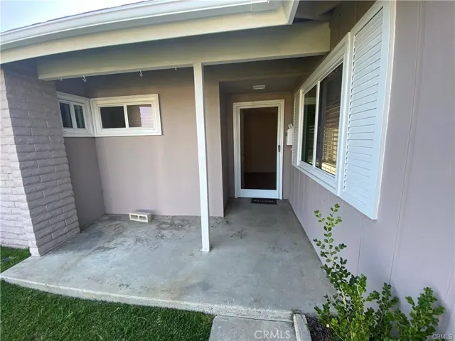 20711 Elizabeth Lane, Huntington Beach, California 92646