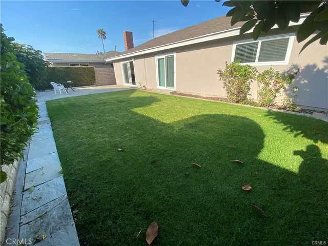 20711 Elizabeth Lane, Huntington Beach, California 92646
