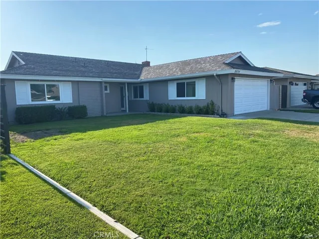 20711 Elizabeth Lane, Huntington Beach, California 92646