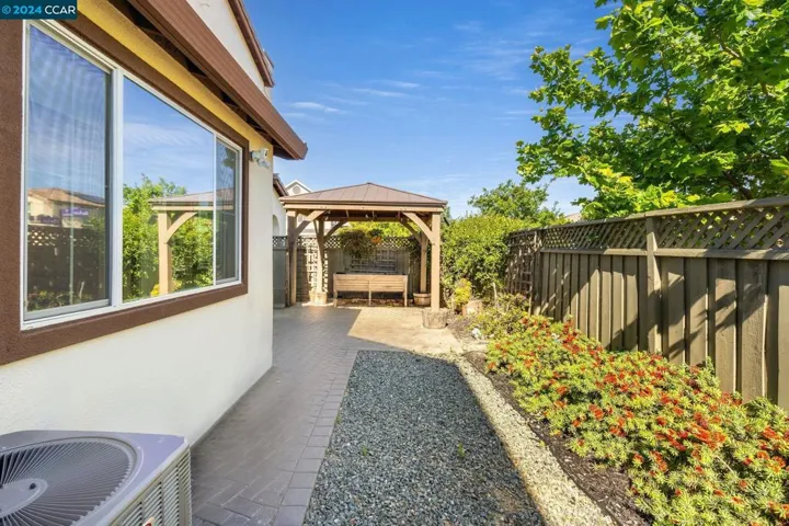 1454 S Barker St, Mountain House, California 95391
