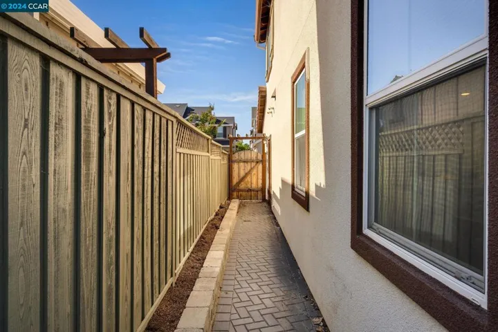 1454 S Barker St, Mountain House, California 95391