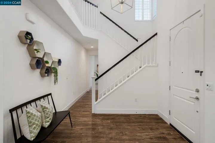 1454 S Barker St, Mountain House, California 95391