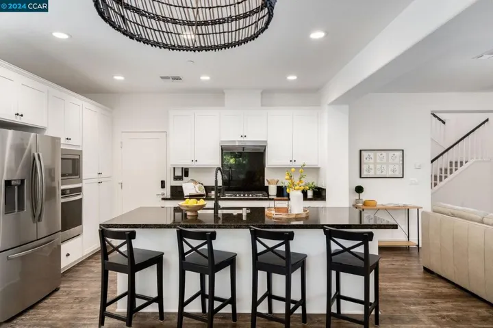 1454 S Barker St, Mountain House, California 95391