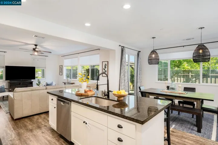 1454 S Barker St, Mountain House, California 95391