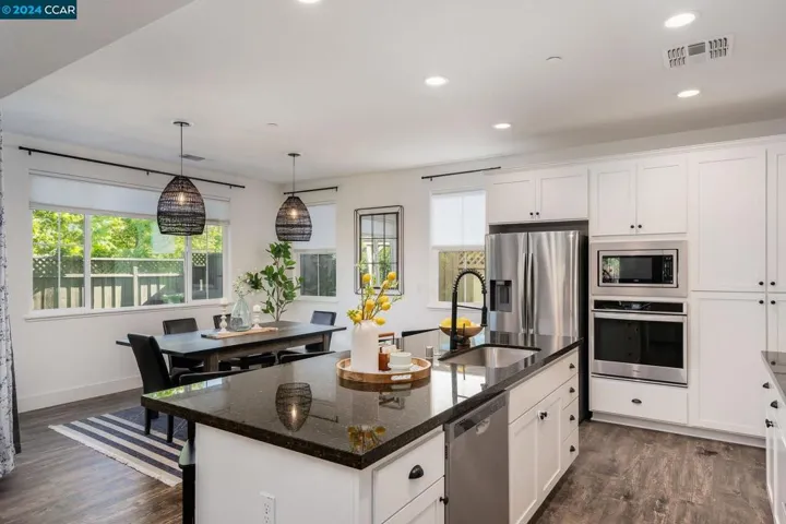 1454 S Barker St, Mountain House, California 95391