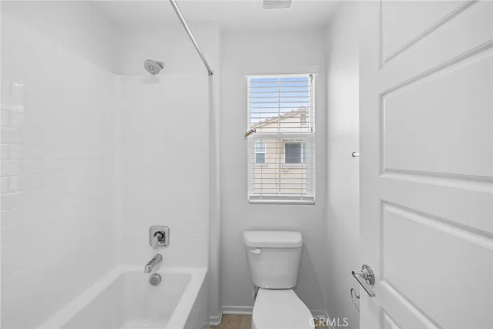 Upstairs: Bathroom #2