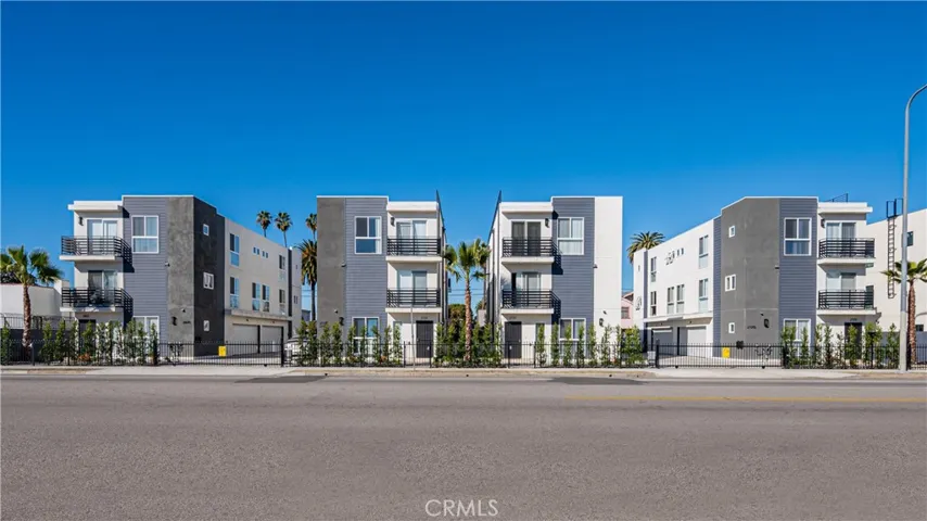 2729 La Brea Boulevard, Los Angeles, California 90016