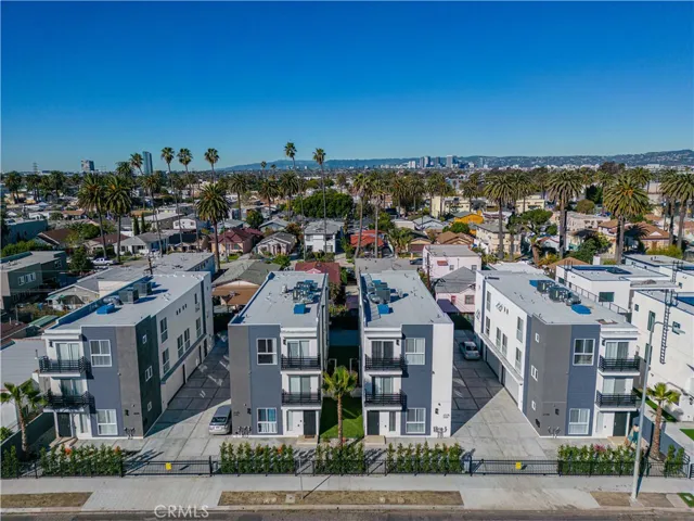 2729 La Brea Boulevard, Los Angeles, California 90016