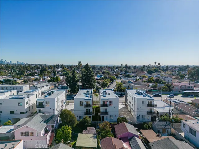 2729 La Brea Boulevard, Los Angeles, California 90016