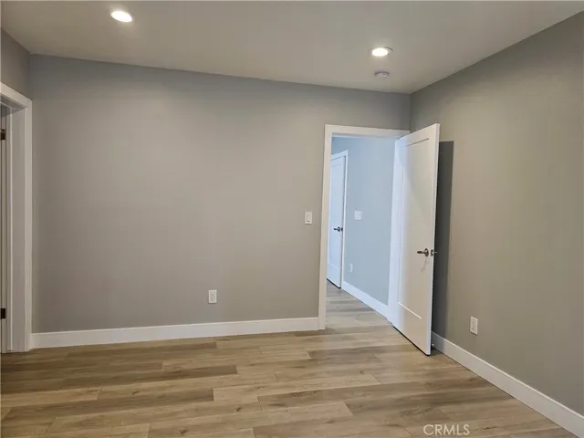 2729 La Brea Boulevard, Los Angeles, California 90016