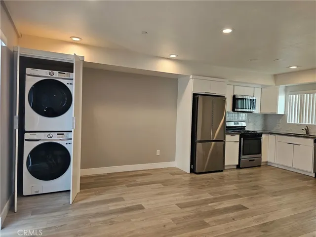 2729 La Brea Boulevard, Los Angeles, California 90016
