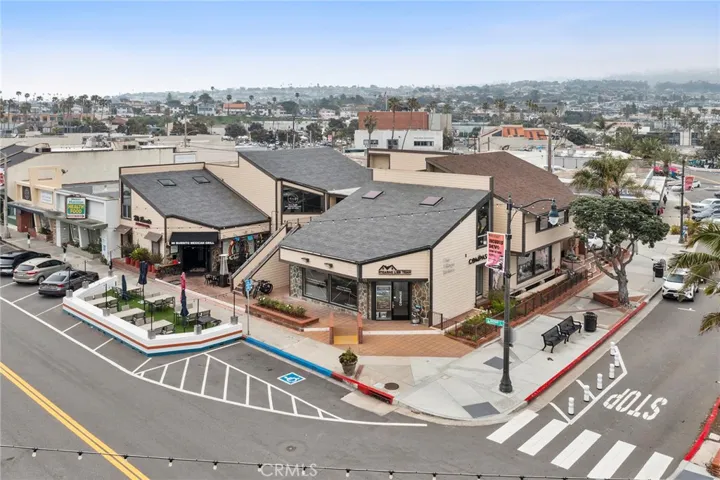 1700 S Catalina Avenue, Redondo Beach, California 90277