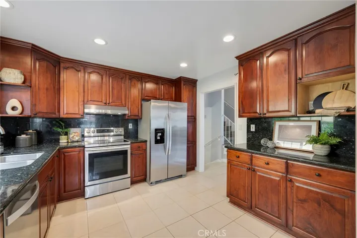 1109 Seville Place, Fullerton, California 92833