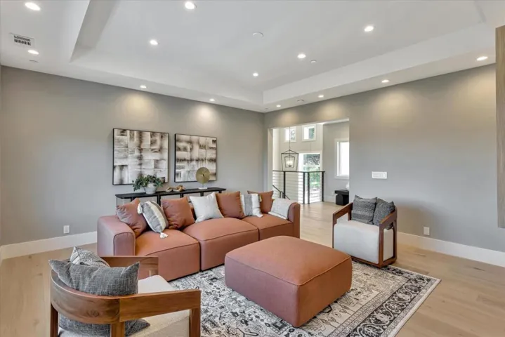 8138 Cinnabar Hills Road, San Jose, California 95120