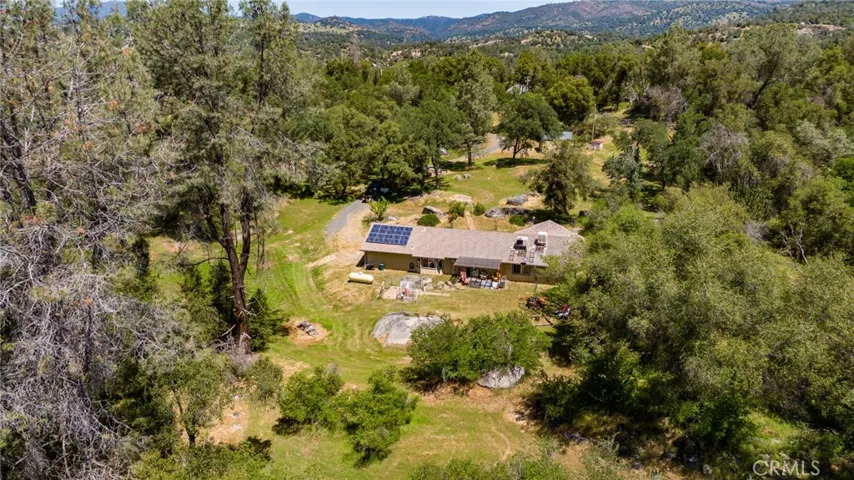 4856 Daffodil Drive, Mariposa, California 95338