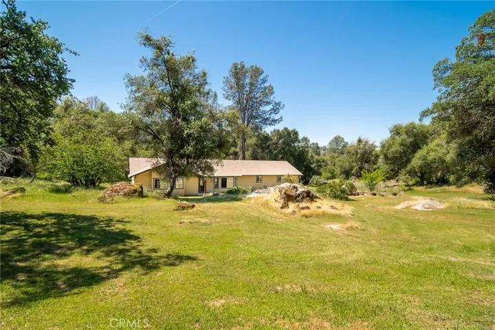 4856 Daffodil Drive, Mariposa, California 95338