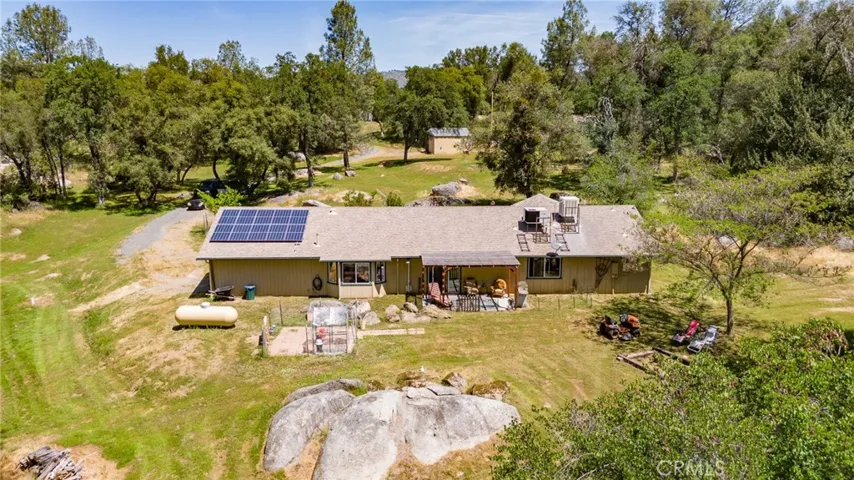 4856 Daffodil Drive, Mariposa, California 95338