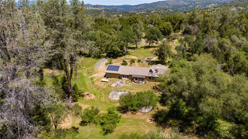 4856 Daffodil Drive, Mariposa, California 95338