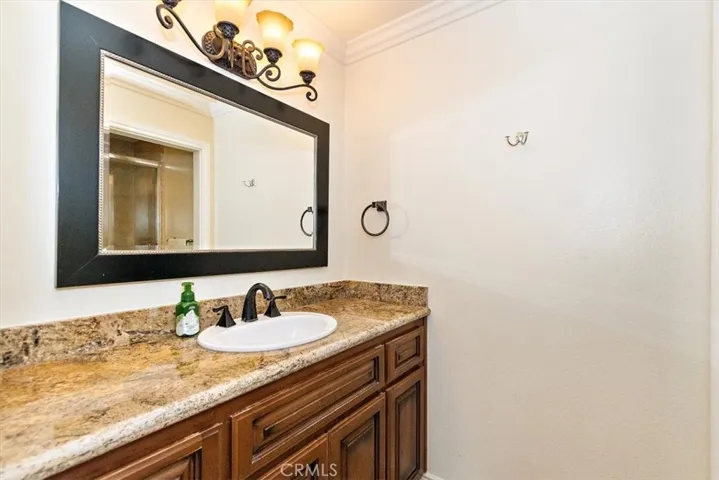 5927 Armaga Spring Road E, Rancho Palos Verdes, California 90275