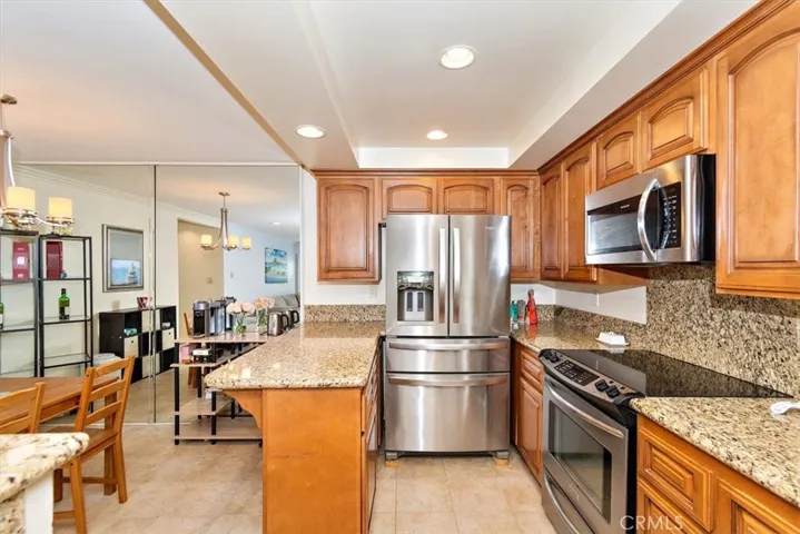 5927 Armaga Spring Road E, Rancho Palos Verdes, California 90275