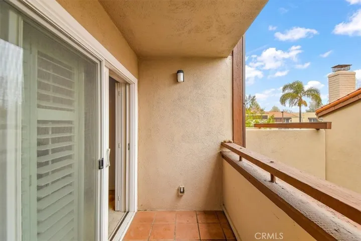 5927 Armaga Spring Road E, Rancho Palos Verdes, California 90275