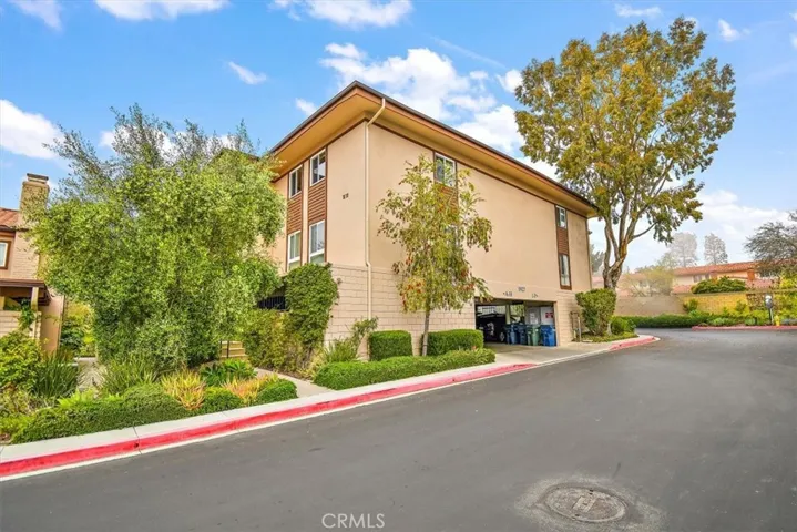 5927 Armaga Spring Road E, Rancho Palos Verdes, California 90275