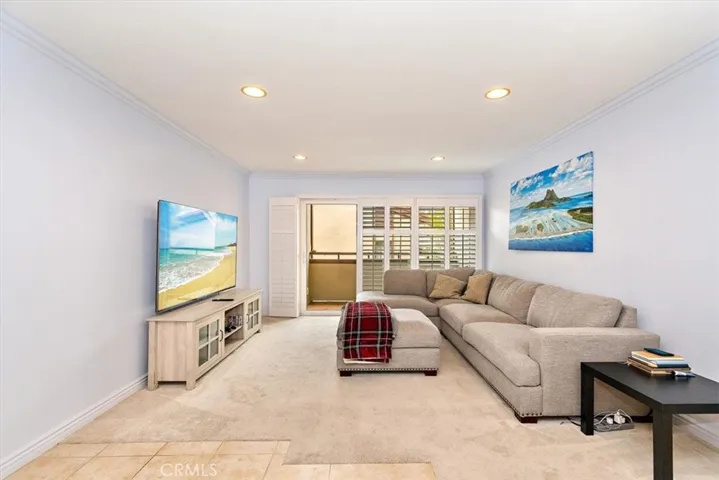 5927 Armaga Spring Road E, Rancho Palos Verdes, California 90275